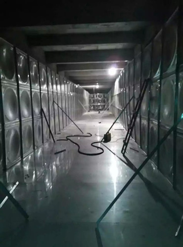 不銹鋼水箱內(nèi)部結(jié)構(gòu)圖