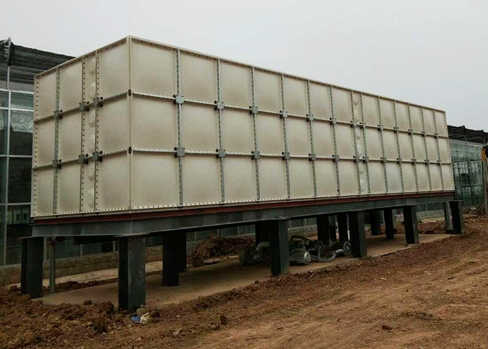 玻璃鋼水箱施工現(xiàn)場(chǎng)應(yīng)注意哪些安全措施？